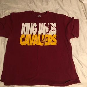 Cleveland Cavs t shirt